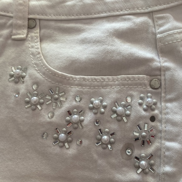 Jennifer López White Jeans - Picture 2 of 5